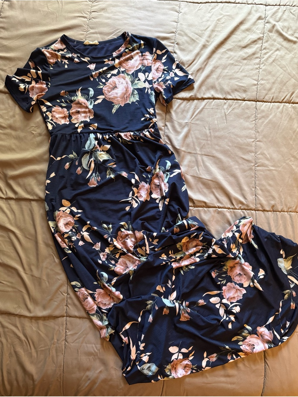 Beeson River Navy Floral Short-Sleeve Maxi Dress - Pink Rose Print, size Medium